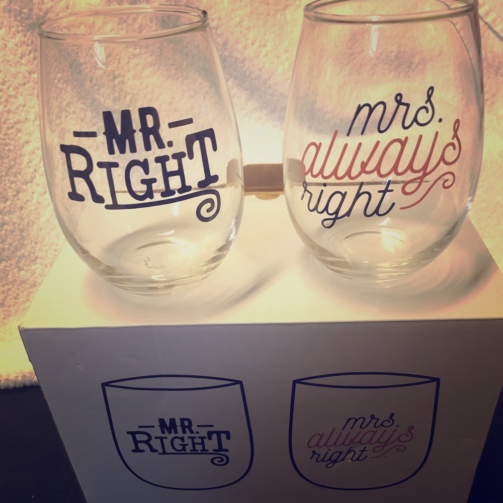 Beautiful glasses....Great gift
